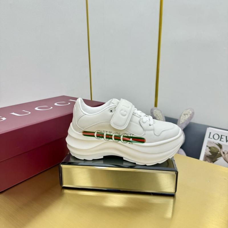 G*u*i casual shoes